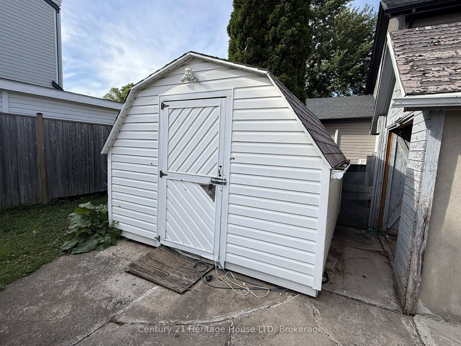 31 Pine Street N • Thorold, ON photo 11