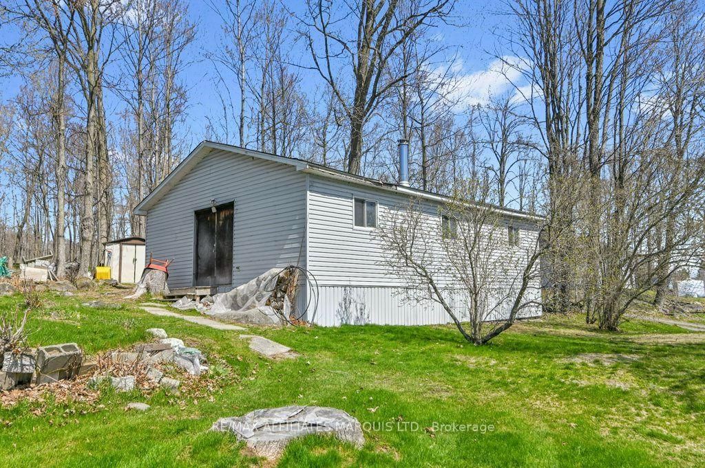 19564 County Rd 2 Road • South Glengarry, ON photo 18