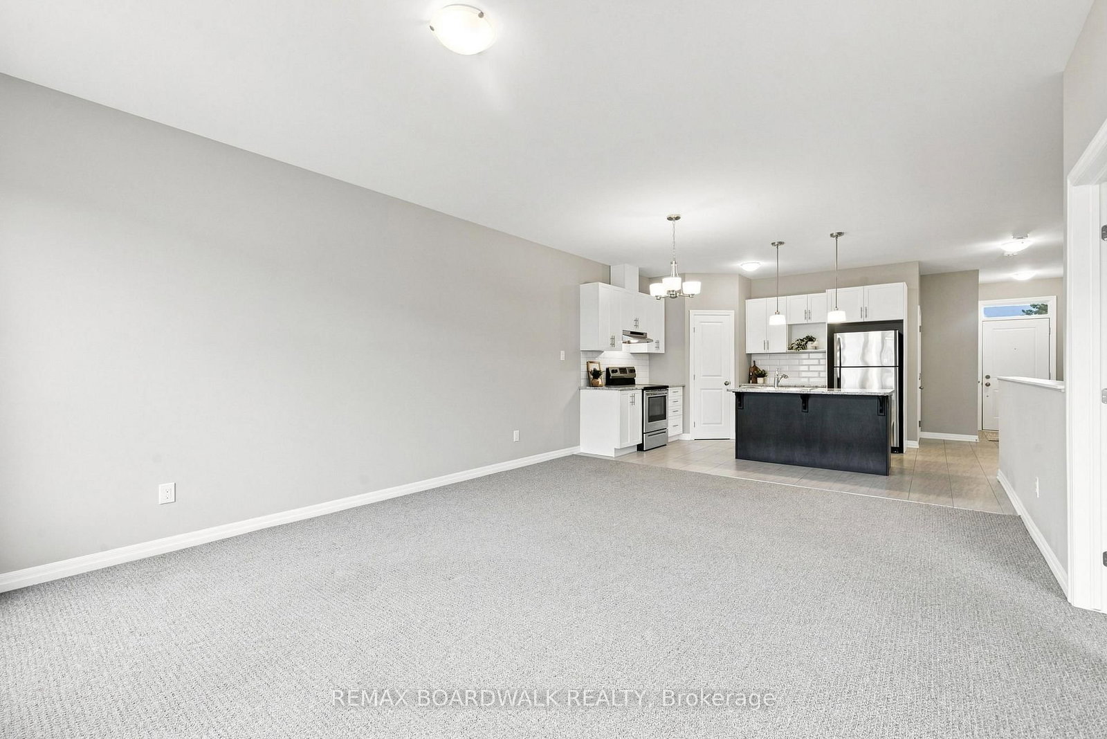 714 Maurice Stead Street • Almonte, ON photo 13