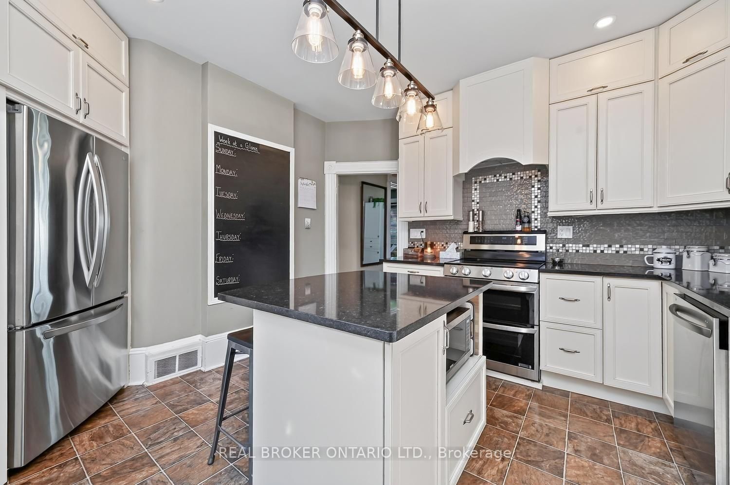 27 Abel Street • Smiths Falls, ON photo 17