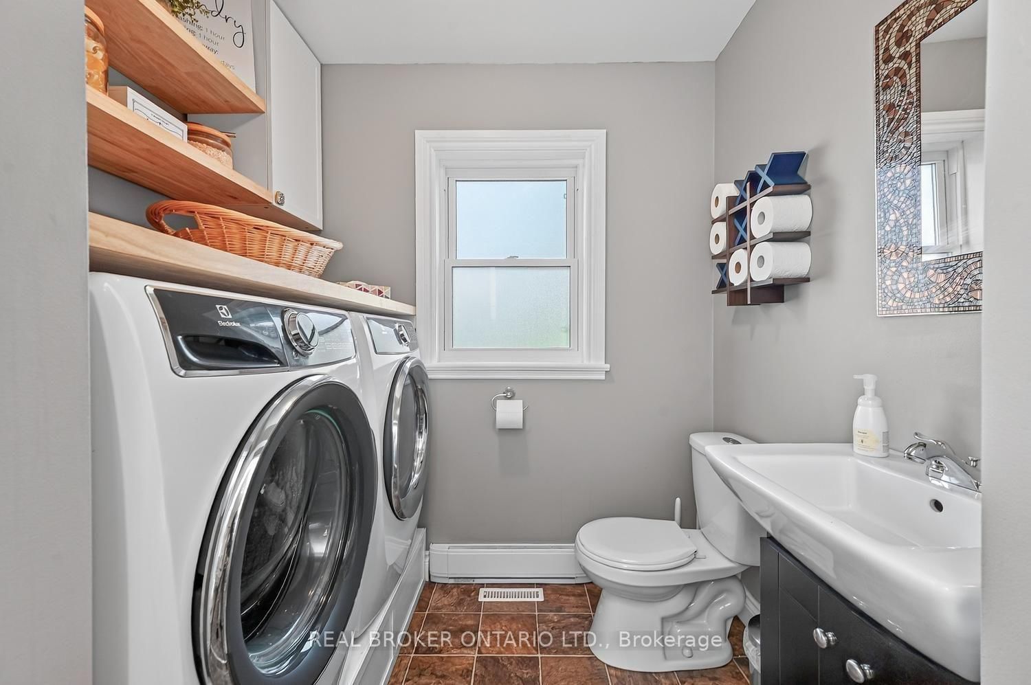 27 Abel Street • Smiths Falls, ON photo 19