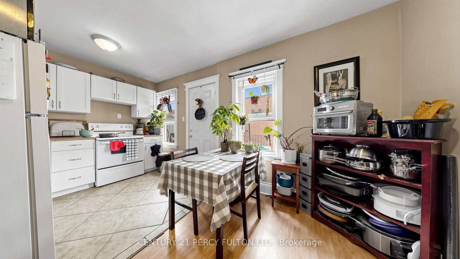 207-209 Victoria Avenue N • Hamilton, ON photo 13