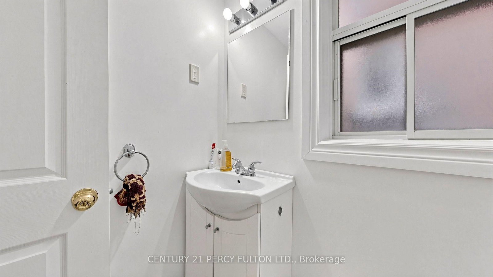 207-209 Victoria Avenue N • Hamilton, ON photo 23