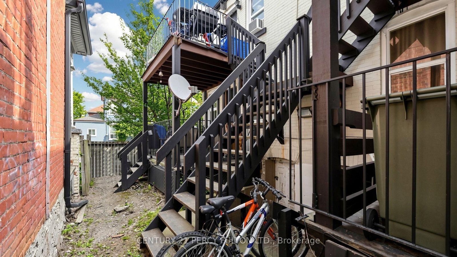207-209 Victoria Avenue N • Hamilton, ON photo 29
