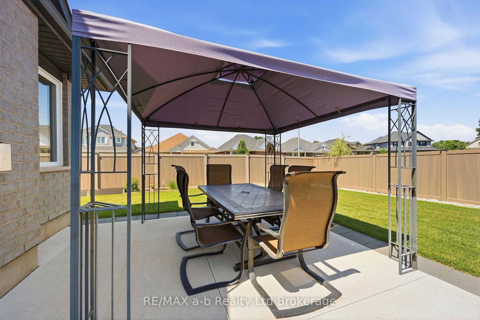268 Wilson Avenue • Tillsonburg, ON photo 8