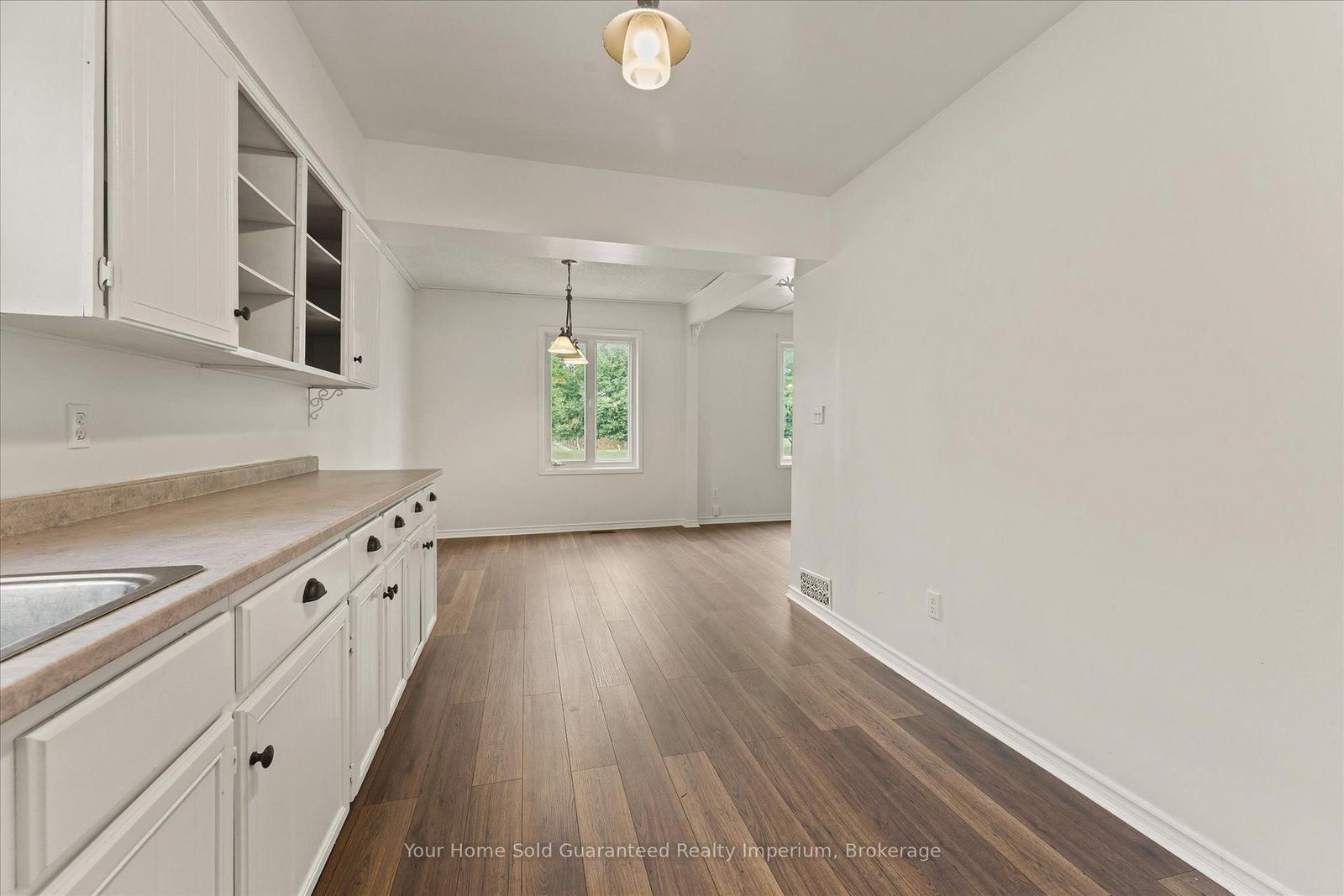 1533 Alexis Road • Windsor, ON photo 14