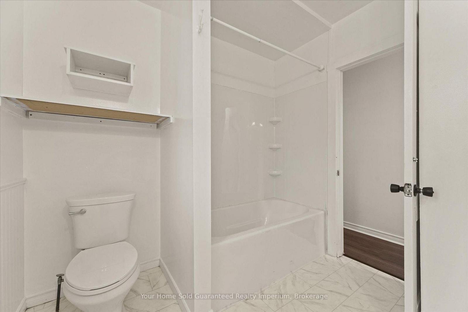 1533 Alexis Road • Windsor, ON photo 21
