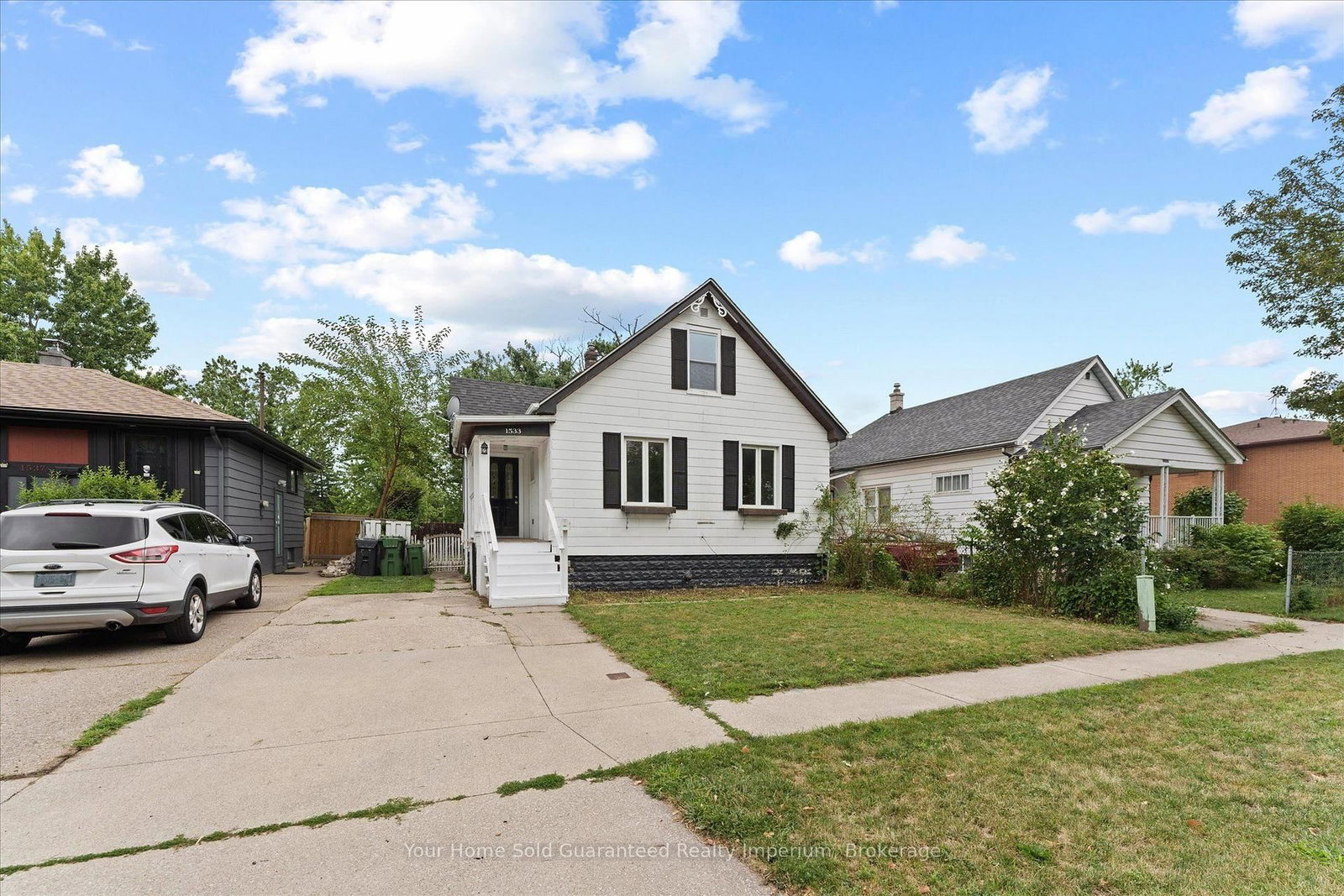 1533 Alexis Road • Windsor, ON photo 3