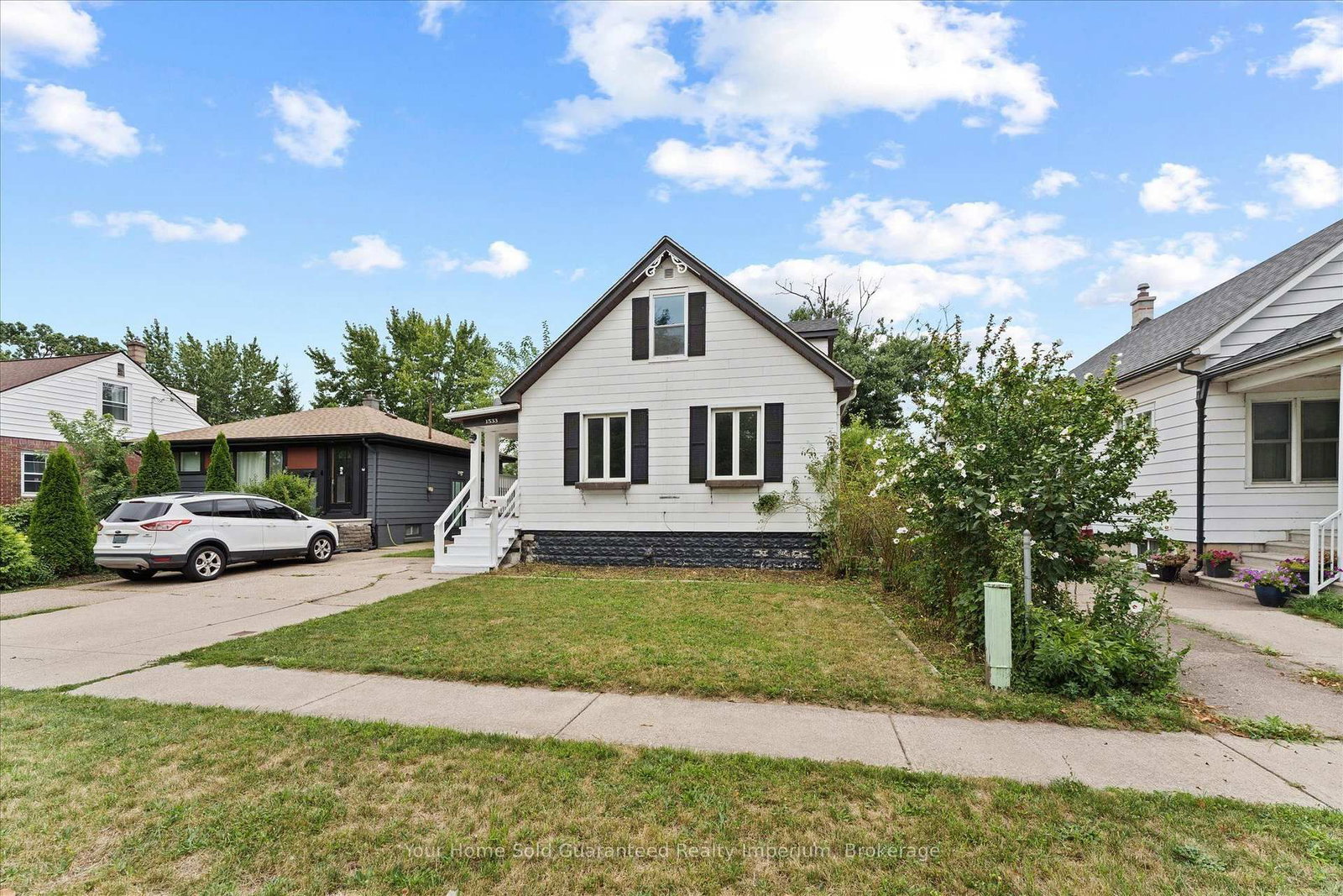 1533 Alexis Road • Windsor, ON photo 4
