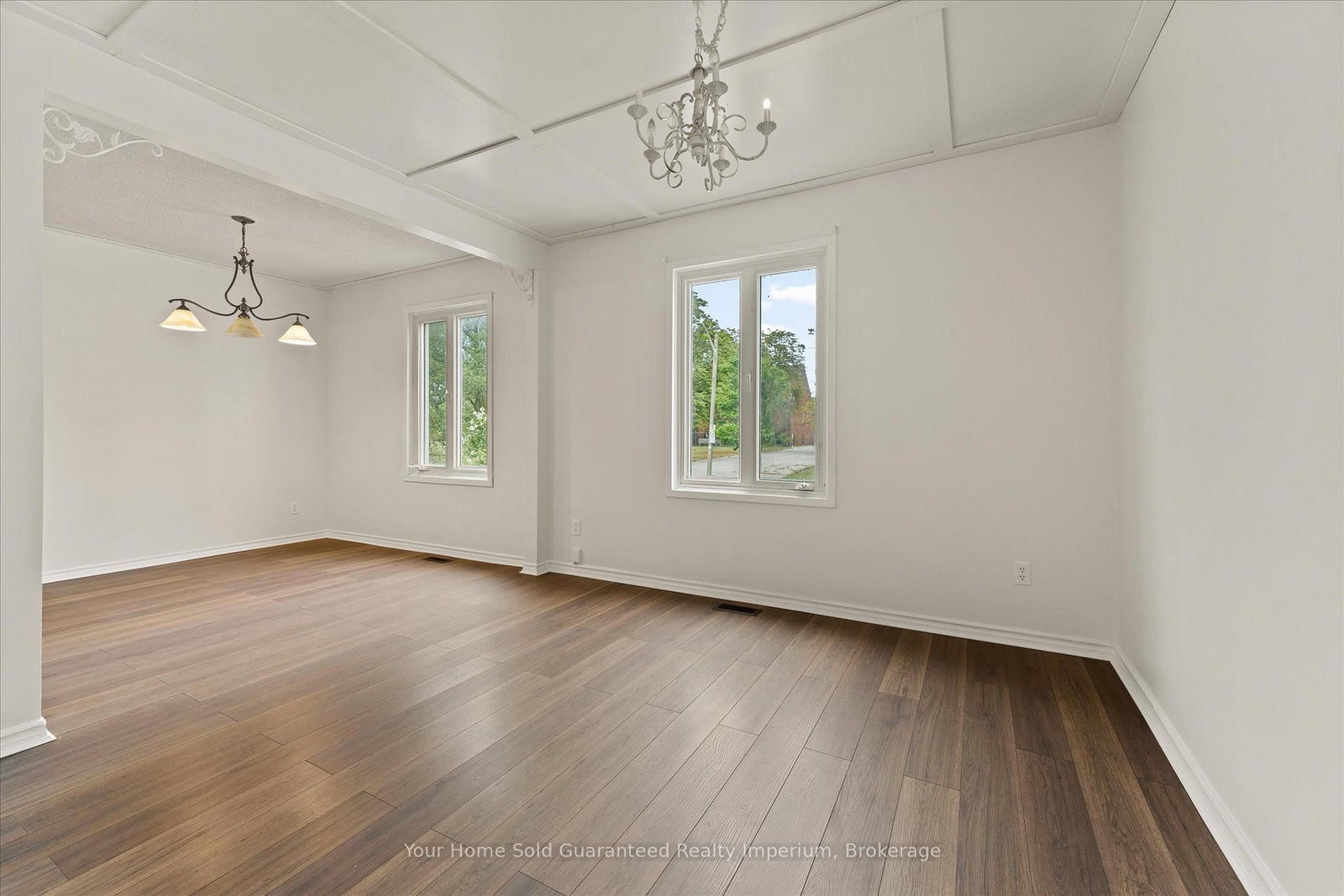 1533 Alexis Road • Windsor, ON photo 6