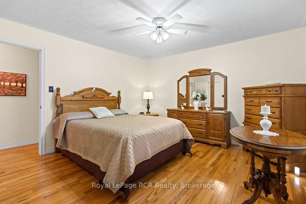 122318 Grey Rd 5 Road • Georgian Bluffs, ON photo 18