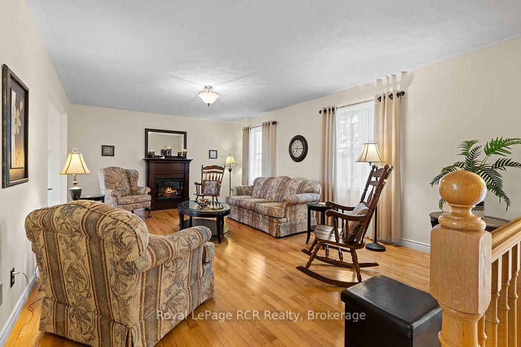 122318 Grey Rd 5 Road • Georgian Bluffs, ON photo 6