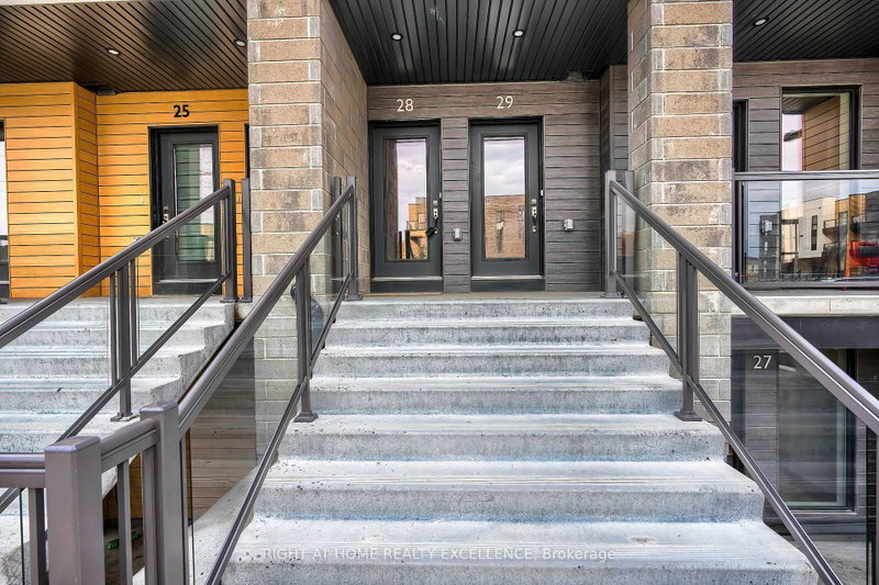 28 - 261 Woodbine Avenue