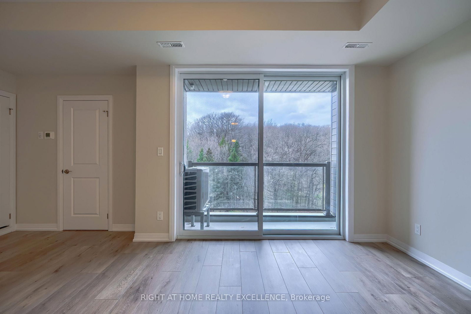261 Woodbine Avenue • #28 • Kitchener, ON photo 13