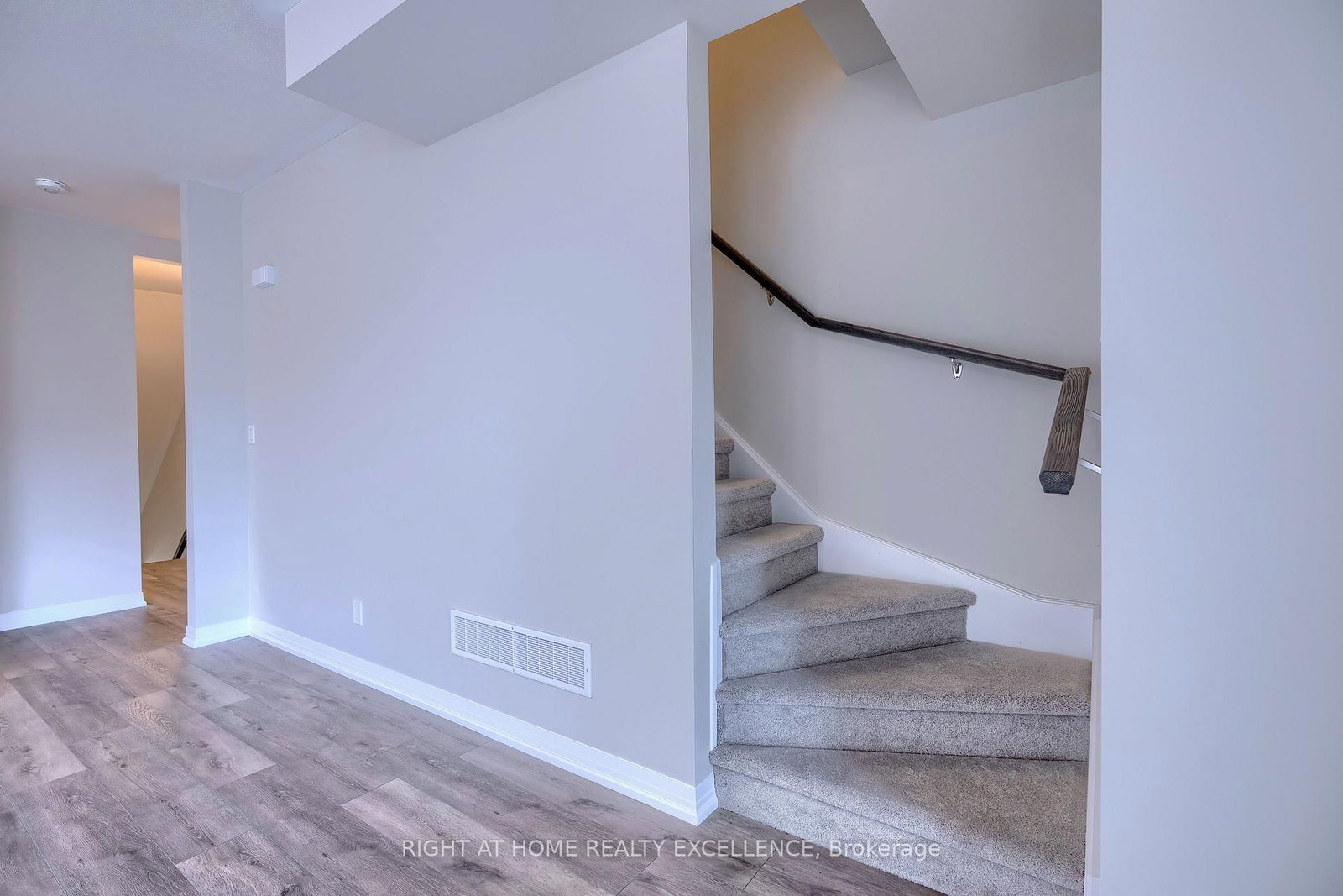 261 Woodbine Avenue • #28 • Kitchener, ON photo 14
