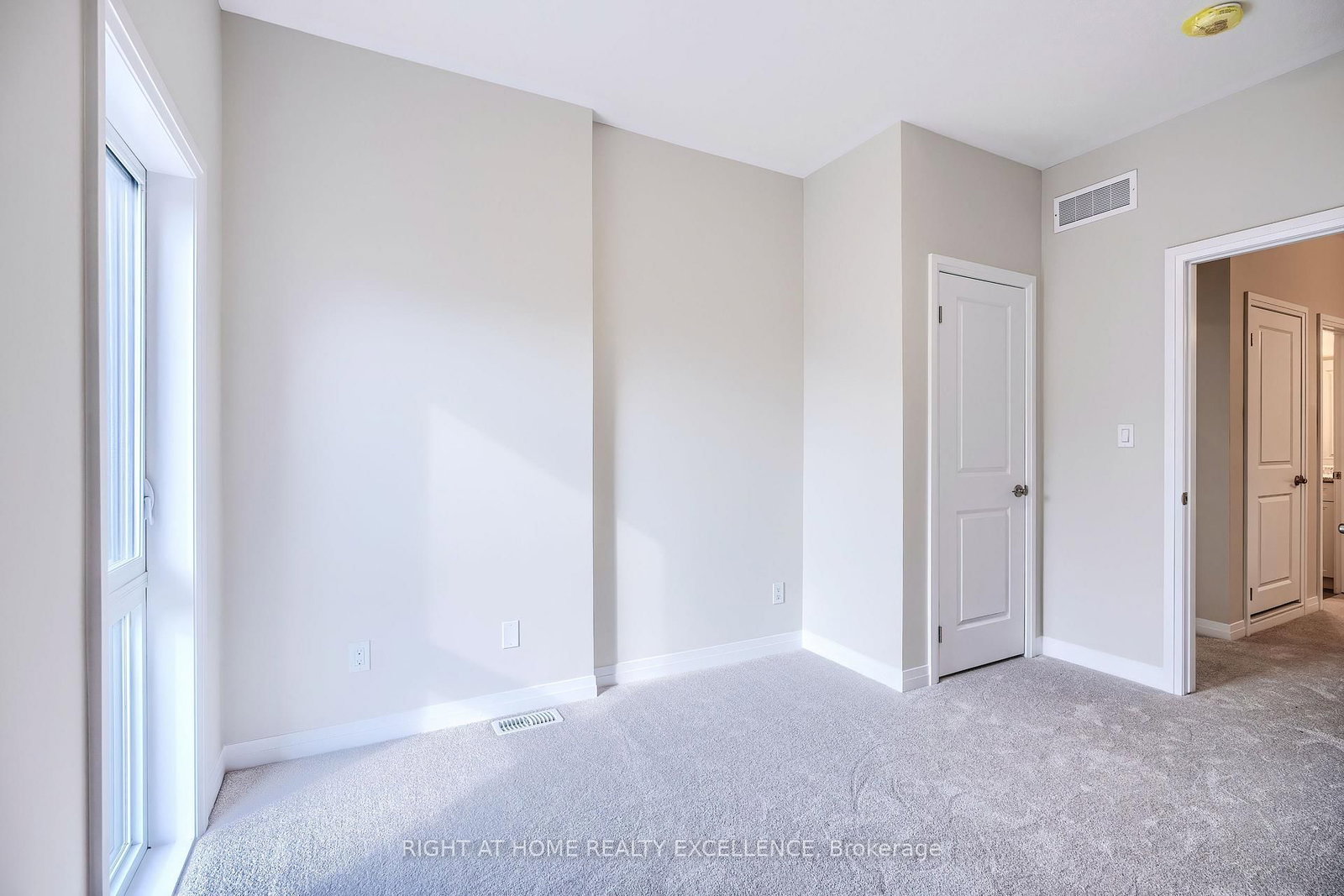 261 Woodbine Avenue • #28 • Kitchener, ON photo 22