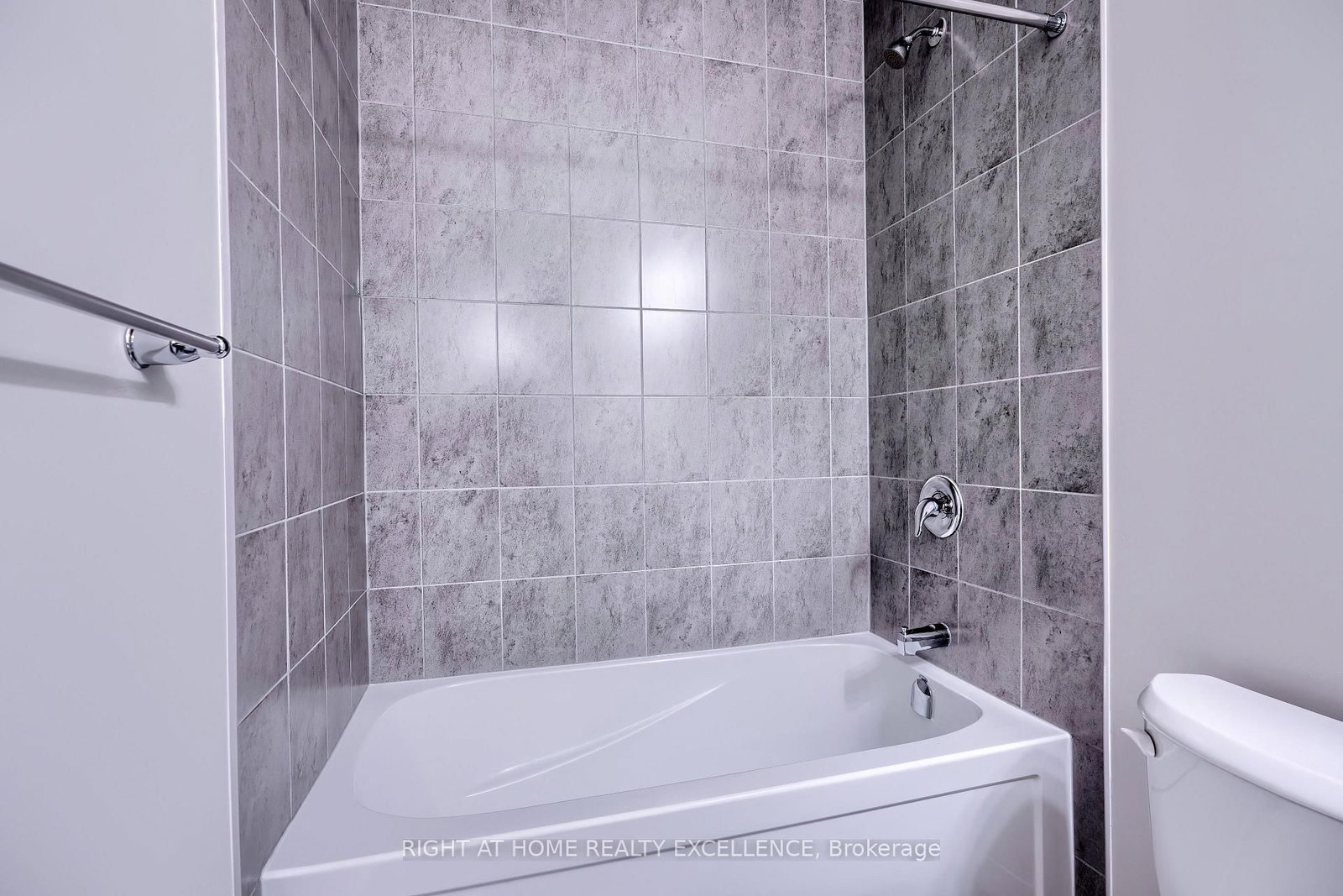 261 Woodbine Avenue • #28 • Kitchener, ON photo 24