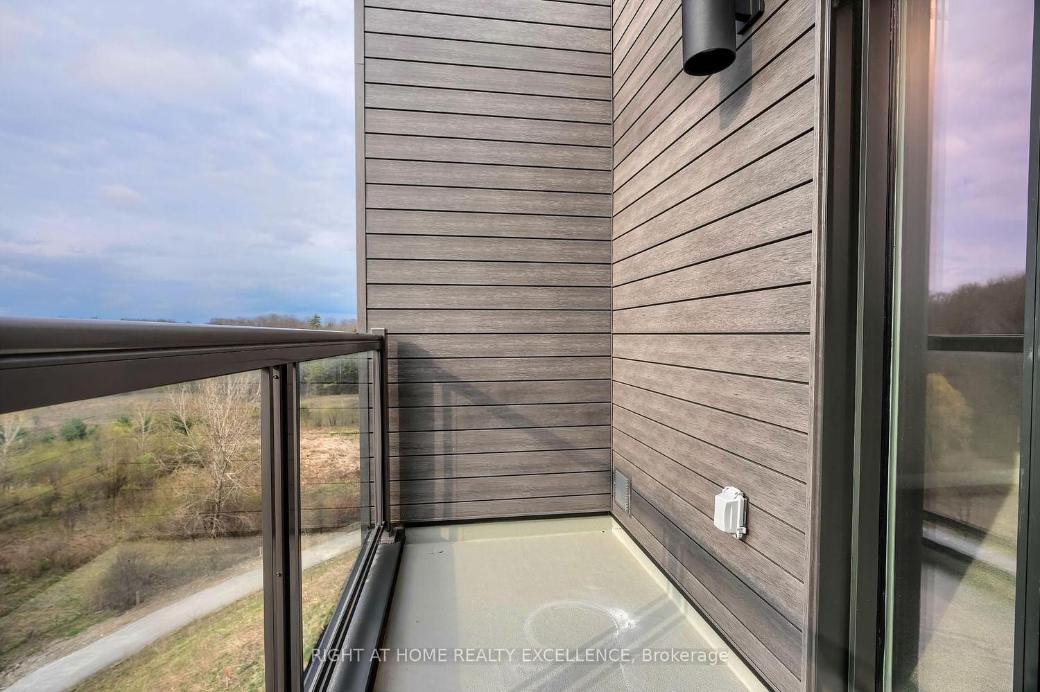 261 Woodbine Avenue • #28 • Kitchener, ON photo 28