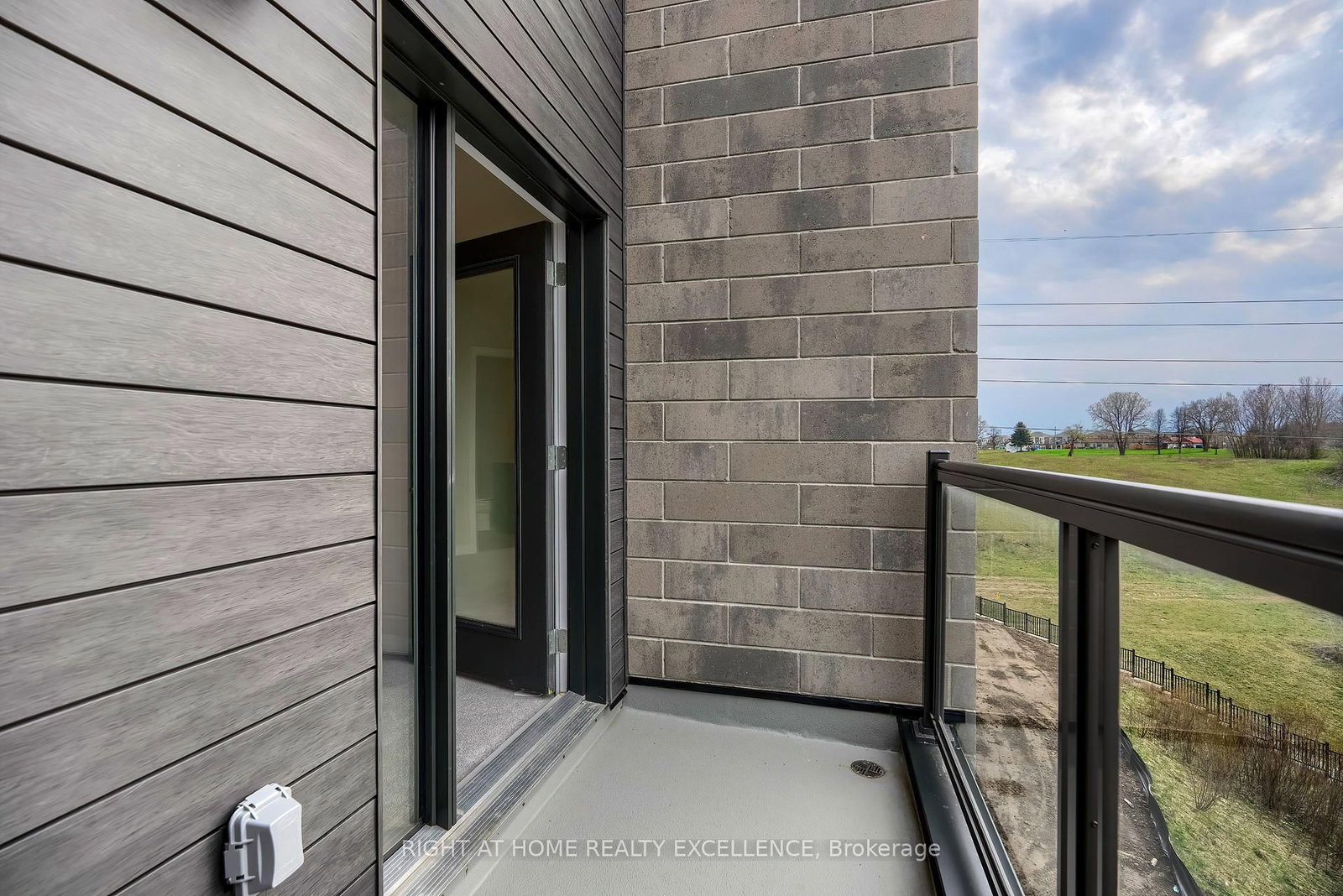 261 Woodbine Avenue • #28 • Kitchener, ON photo 29