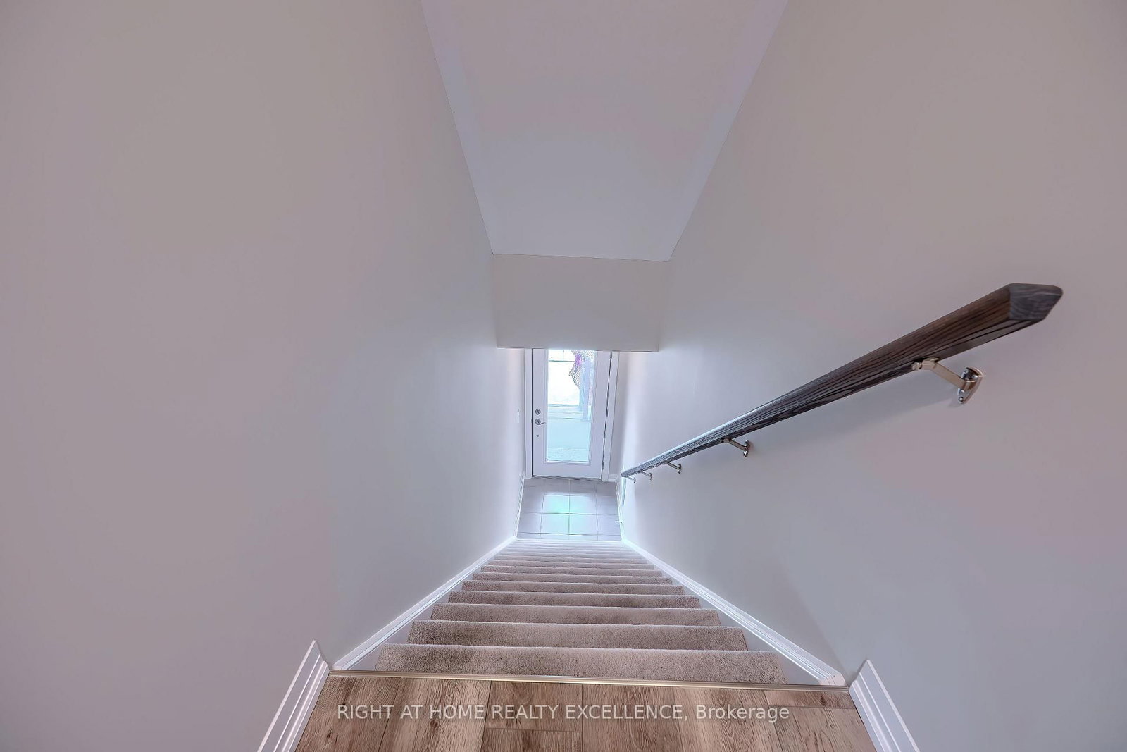 261 Woodbine Avenue • #28 • Kitchener, ON photo 4