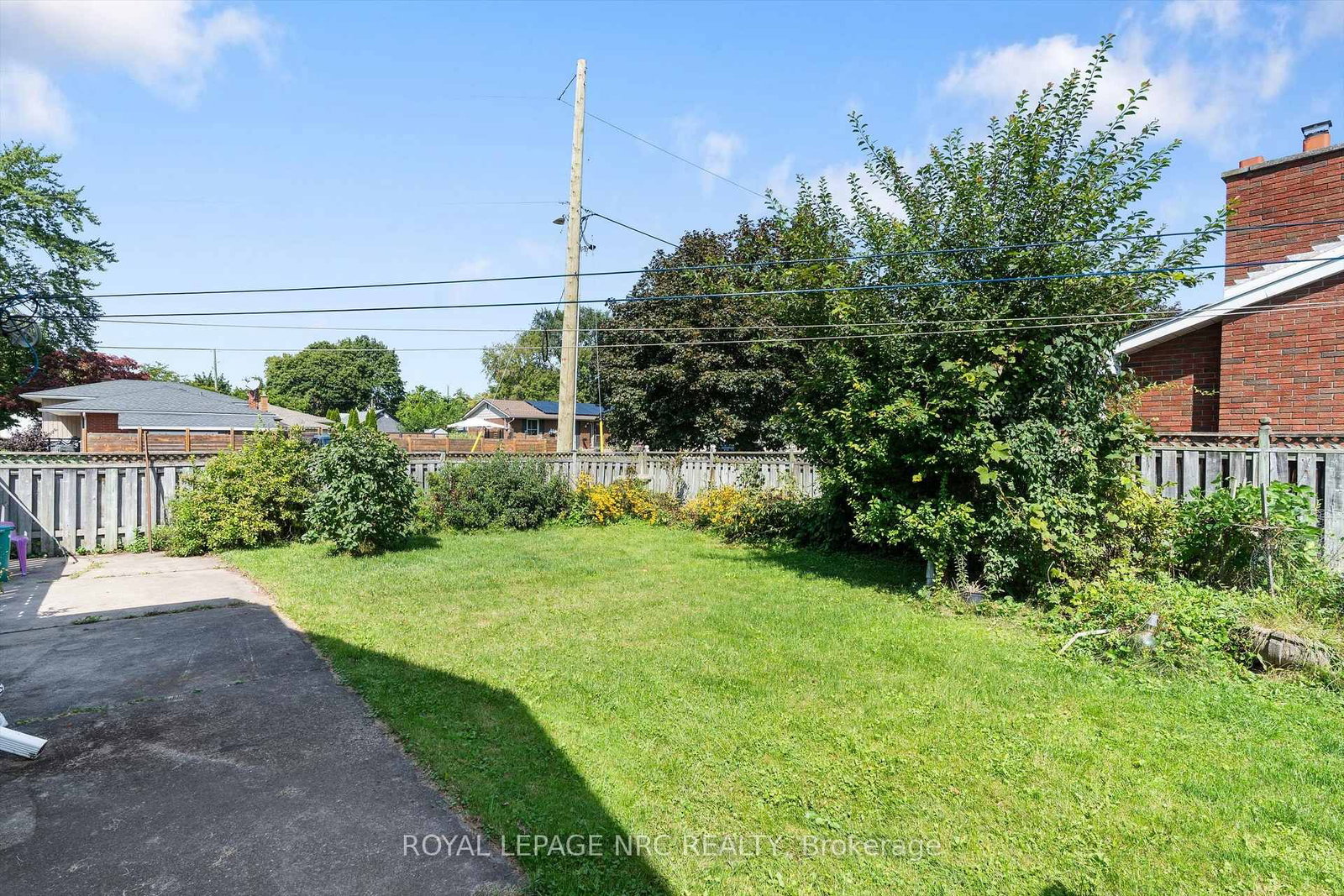 476 Vine Street • St. Catharines, ON photo 36