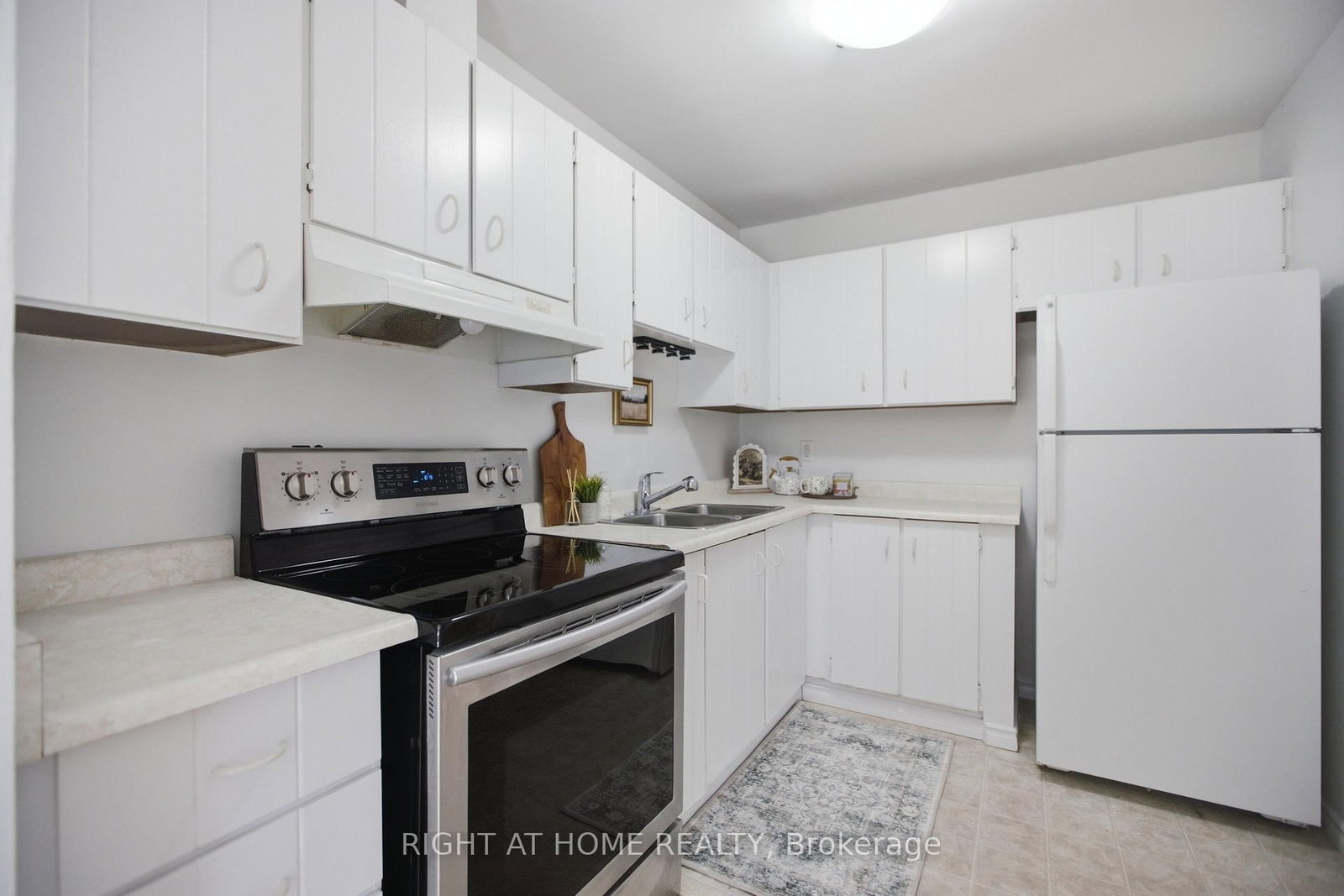107 Castlefrank Road • #8 • Kanata, ON photo 16