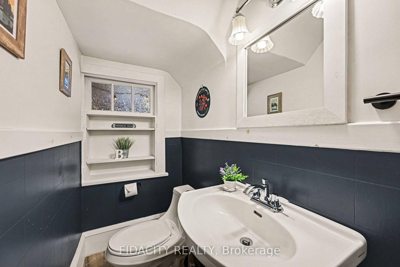 7 Truelove Street • Cobden, ON photo 15