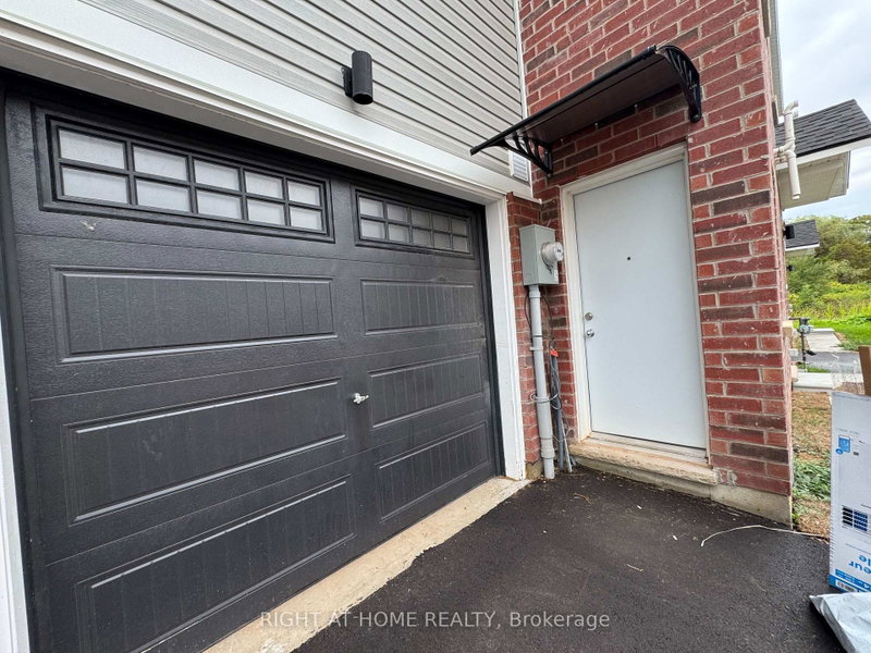 (LOWER) - 107 Highriver Trail
