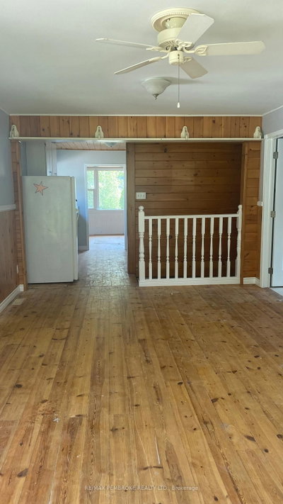 53 Huron Street • Deep River, ON photo 3