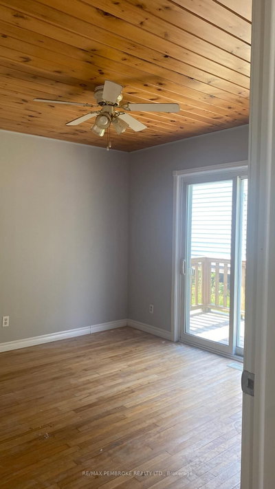 53 Huron Street • Deep River, ON photo 5