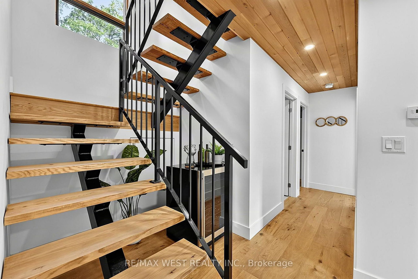 112 KITZBUHL Crescent • Blue Mountains, ON photo 10