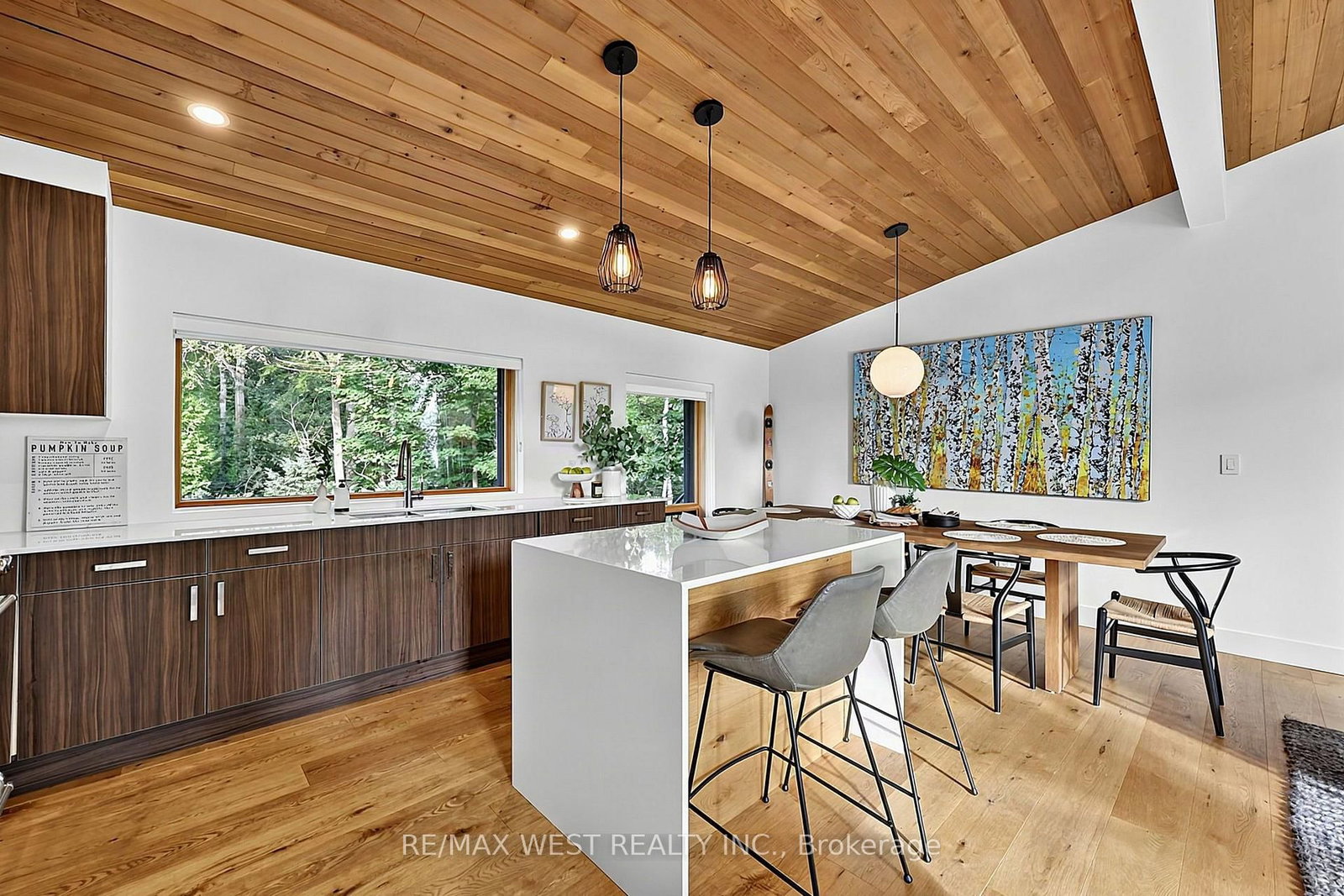 112 KITZBUHL Crescent • Blue Mountains, ON photo 13