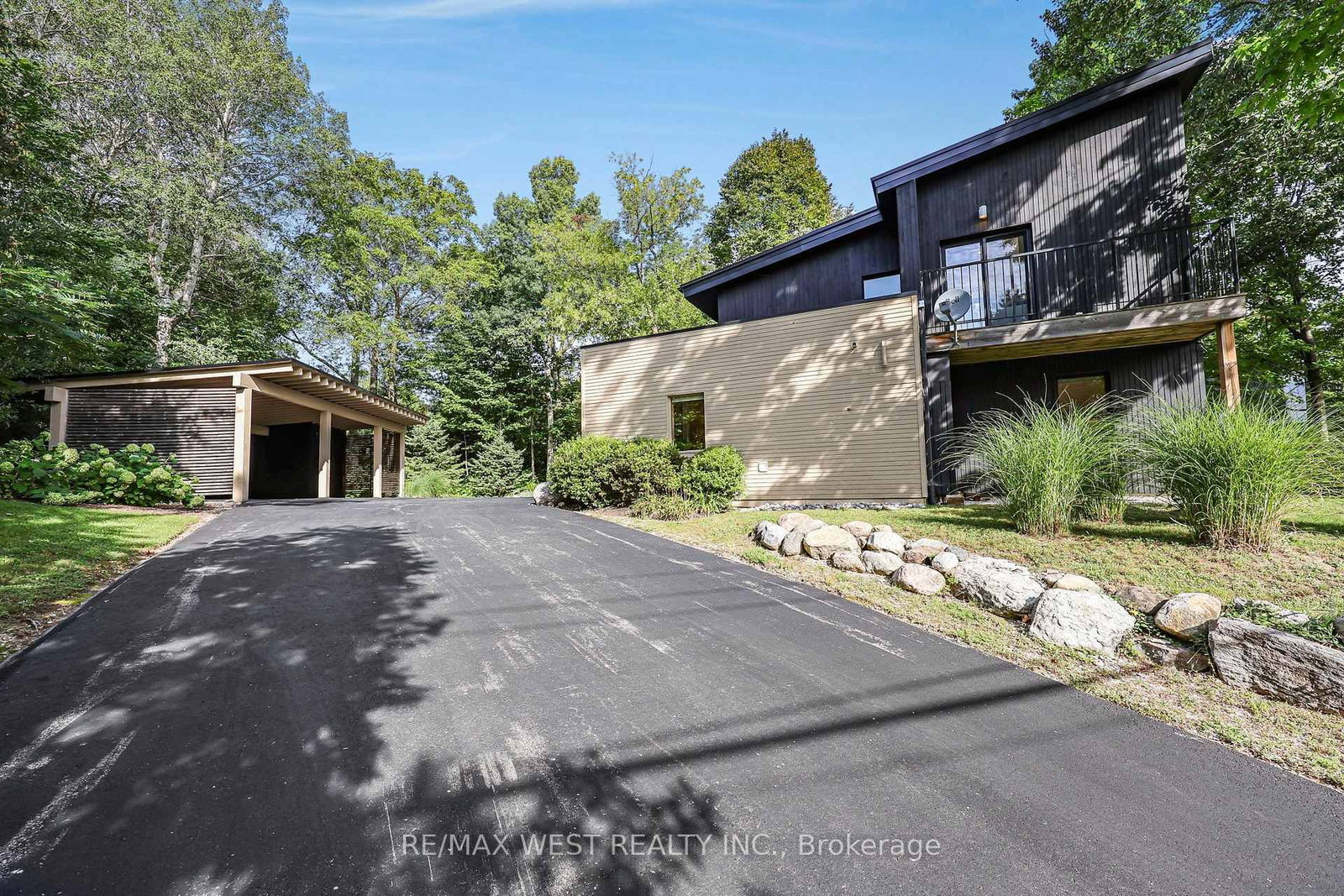 112 KITZBUHL Crescent • Blue Mountains, ON photo 5