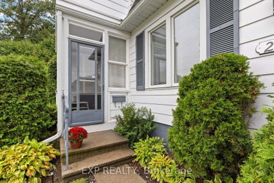 228 Bruce Street • Renfrew, ON photo 3