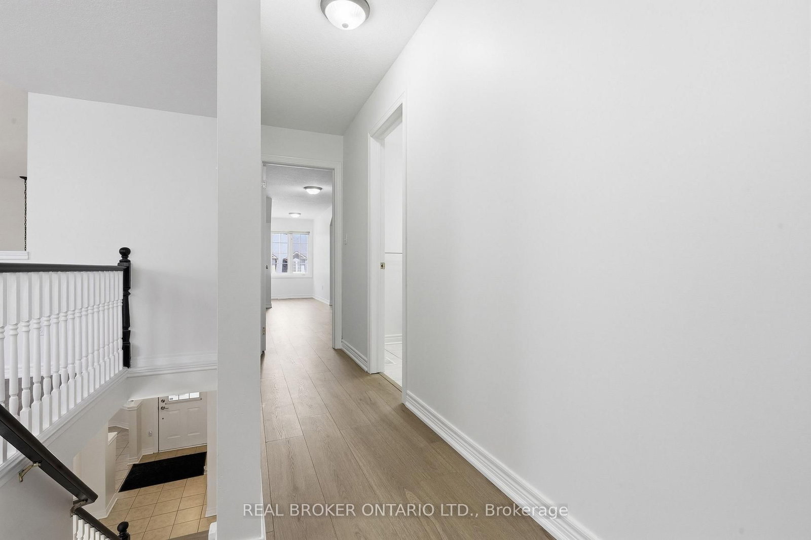 91 Lynch Circle E • Guelph, ON photo 11