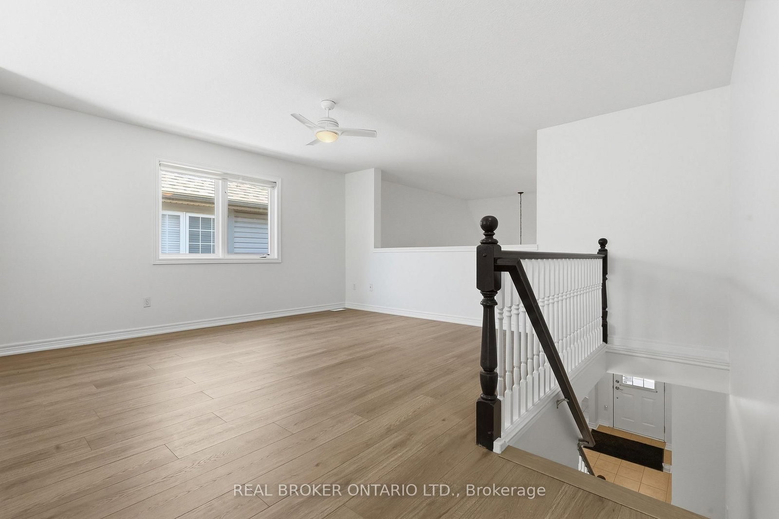 91 Lynch Circle E • Guelph, ON photo 12