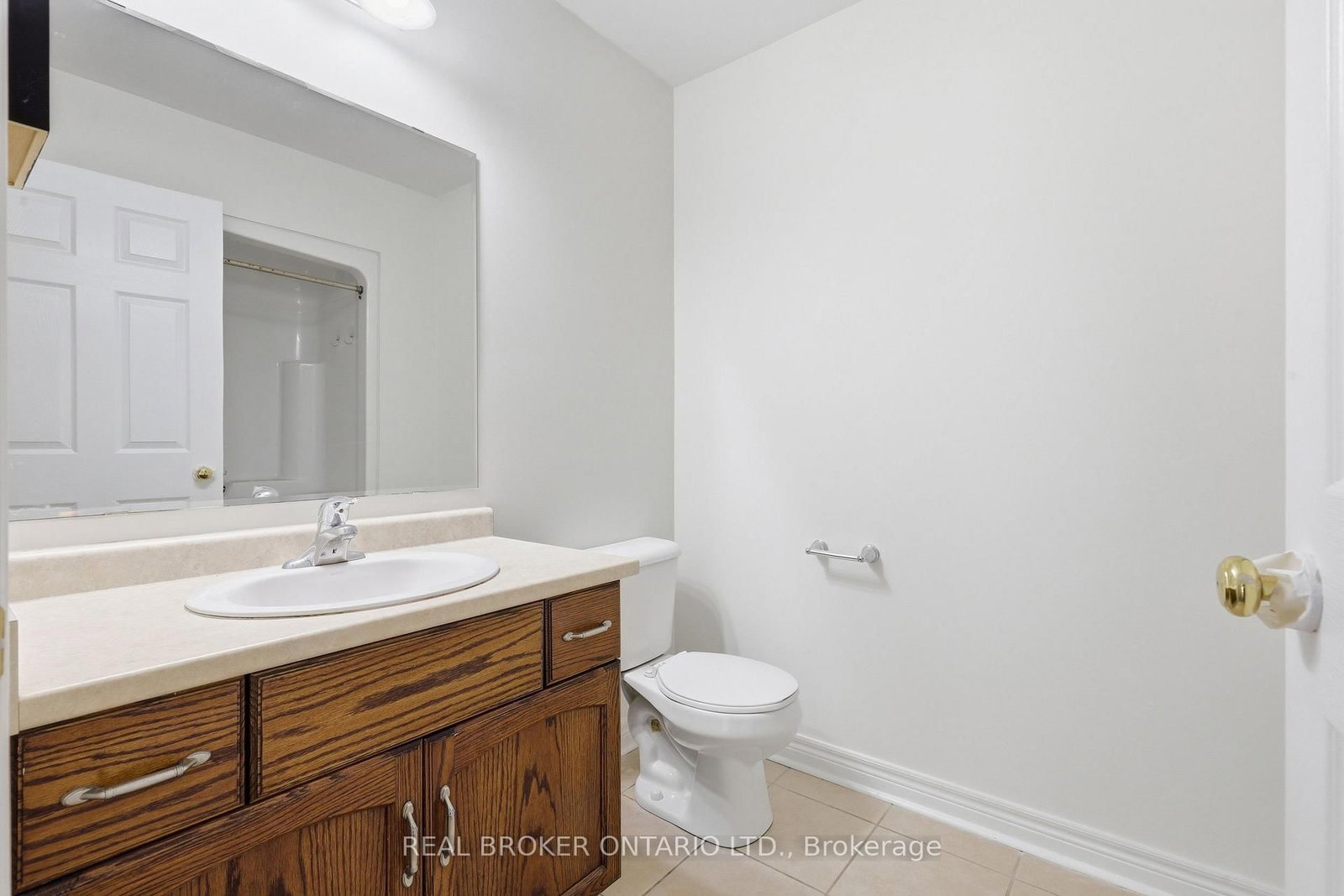 91 Lynch Circle E • Guelph, ON photo 17