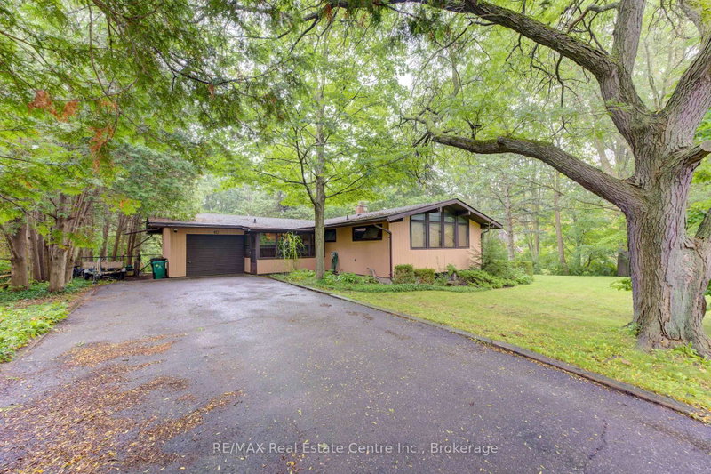 80 Chapel Hill Drive