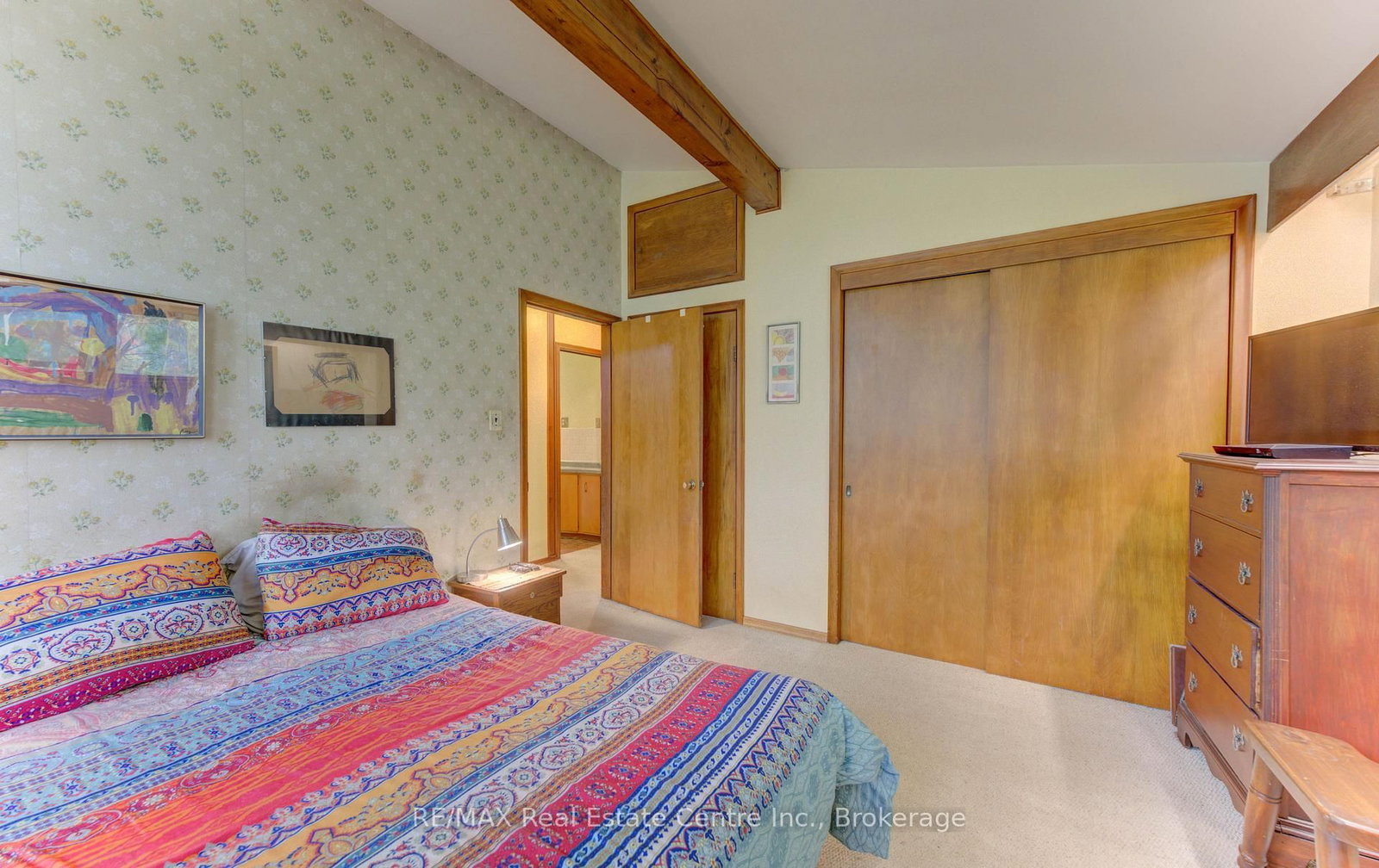 80 Chapel Hill Drive • Kitchener, ON photo 11