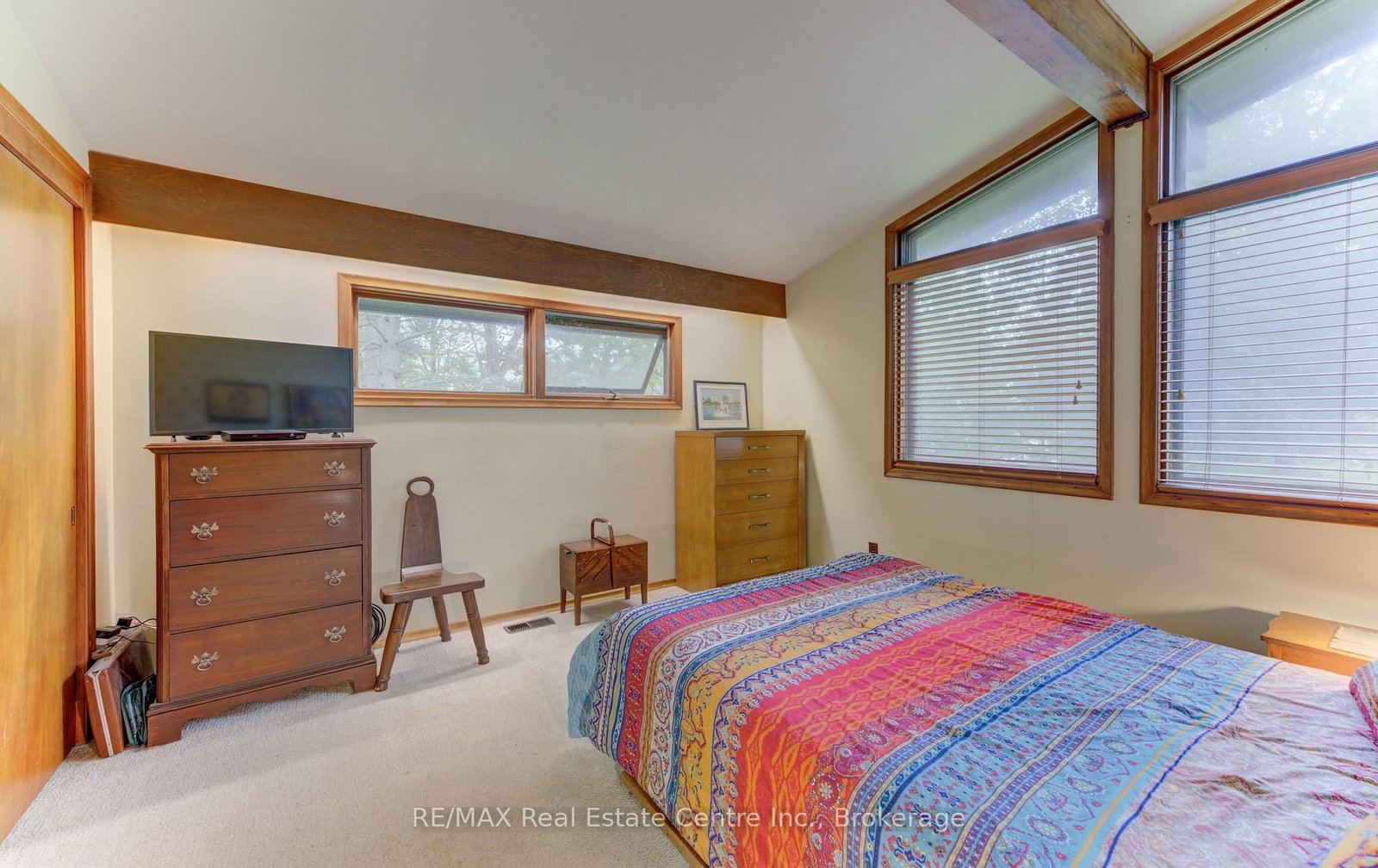 80 Chapel Hill Drive • Kitchener, ON photo 12