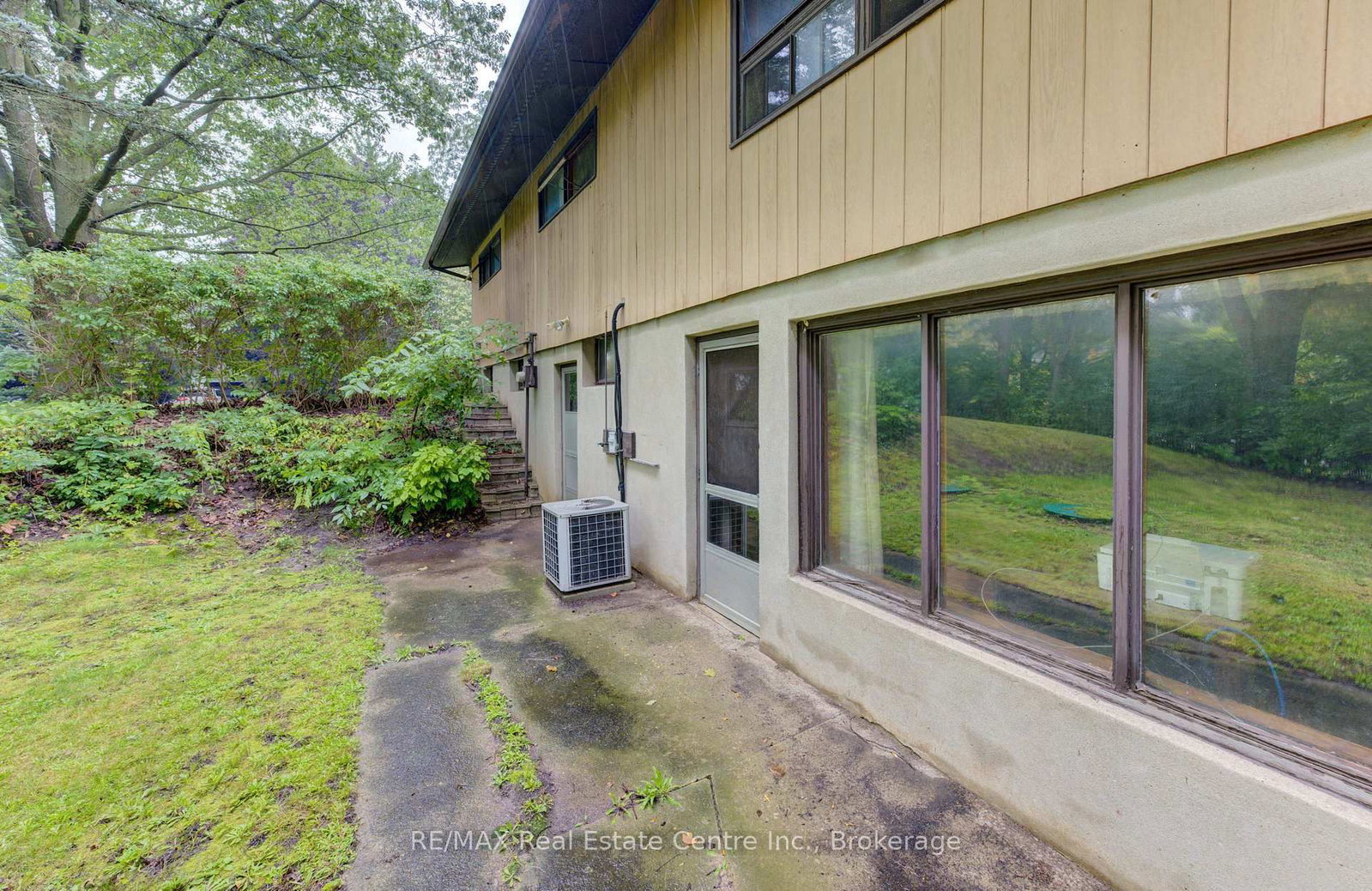 80 Chapel Hill Drive • Kitchener, ON photo 28