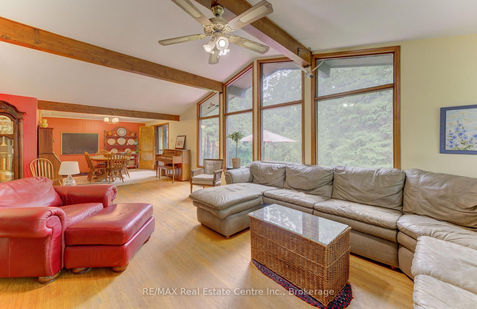 80 Chapel Hill Drive • Kitchener, ON photo 4