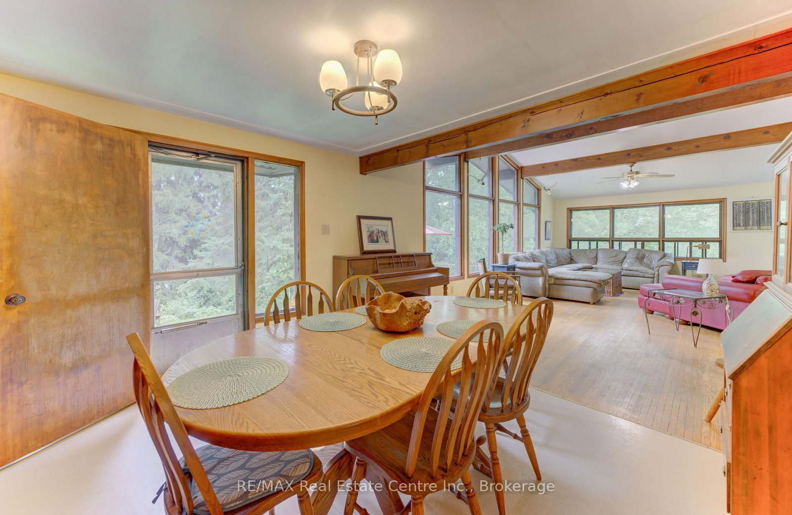 80 Chapel Hill Drive • Kitchener, ON photo 6