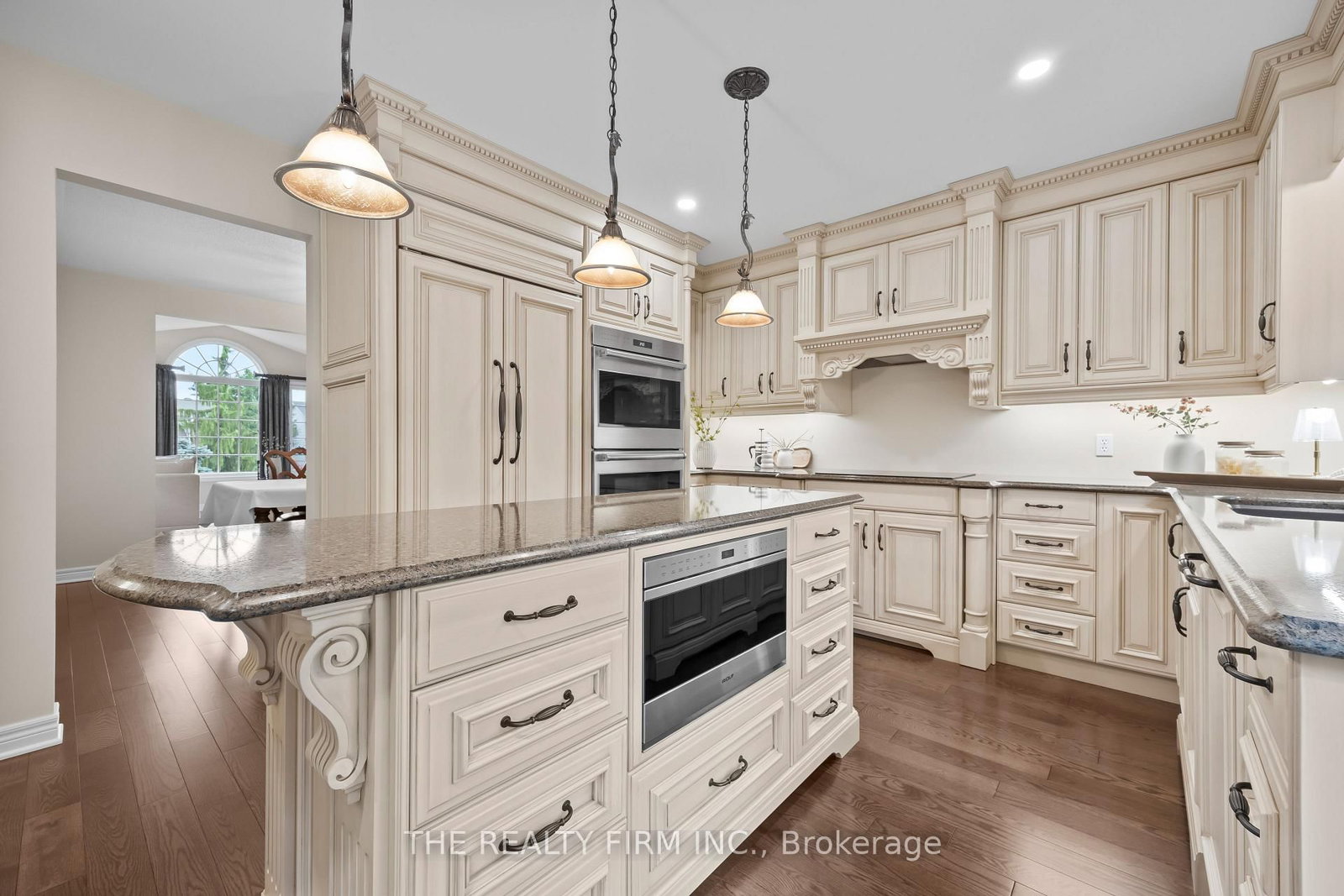 4077 Pine Crescent • Petrolia, ON photo 14