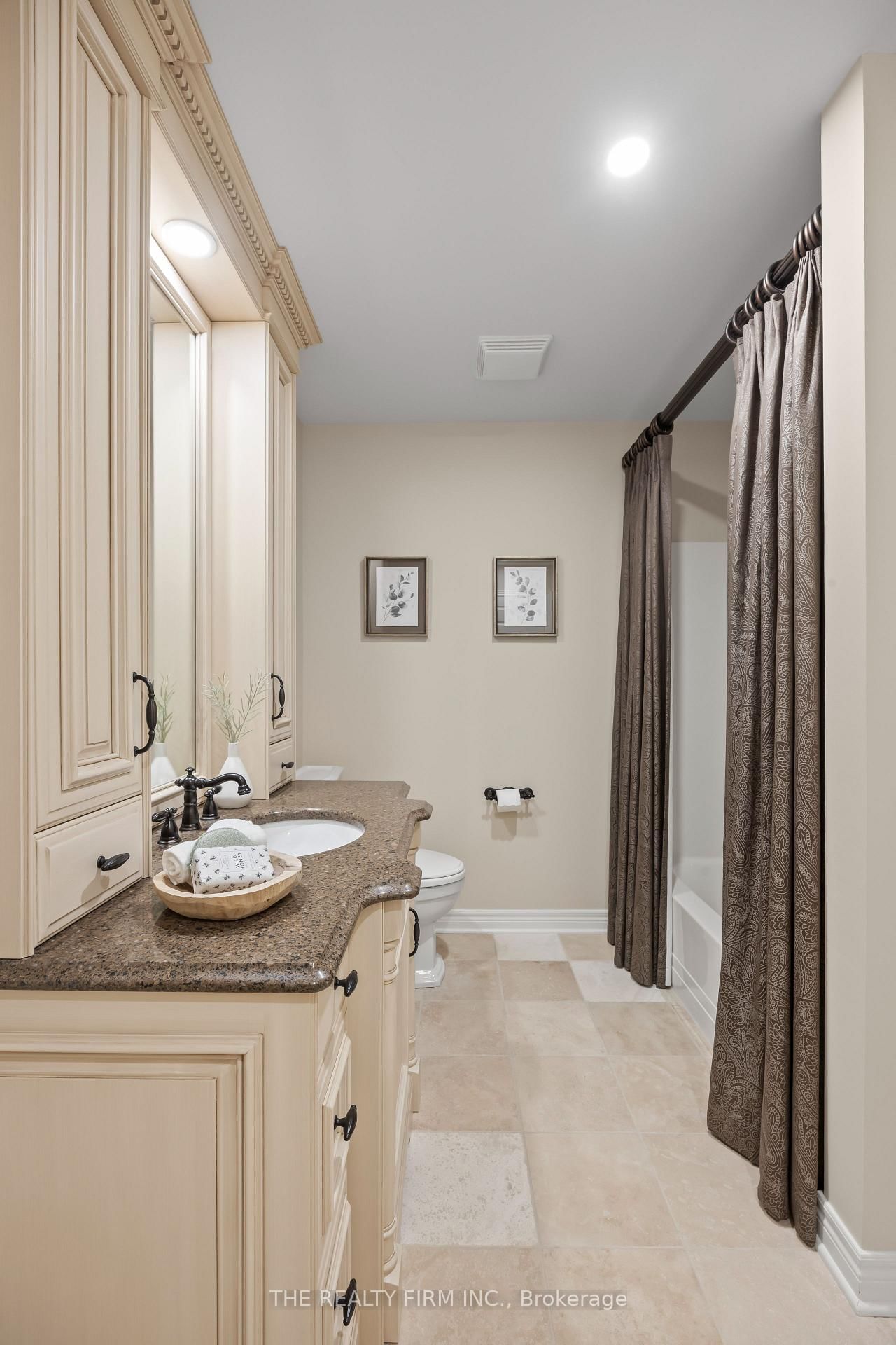 4077 Pine Crescent • Petrolia, ON photo 22