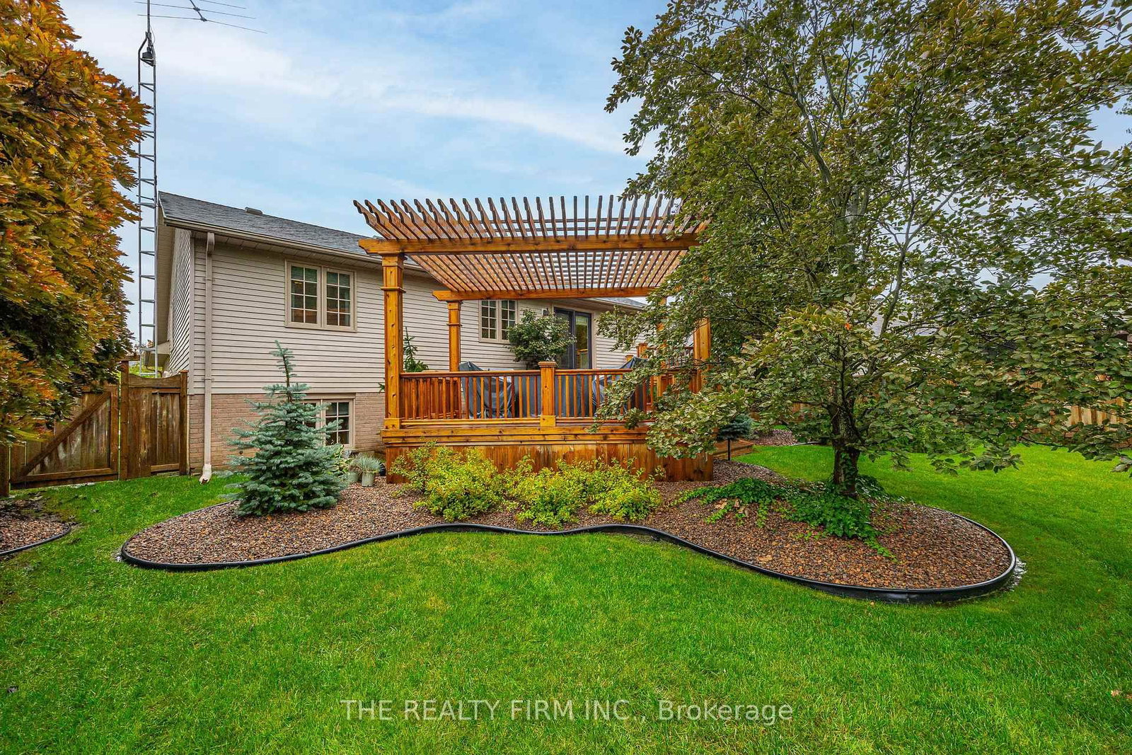 4077 Pine Crescent • Petrolia, ON photo 39