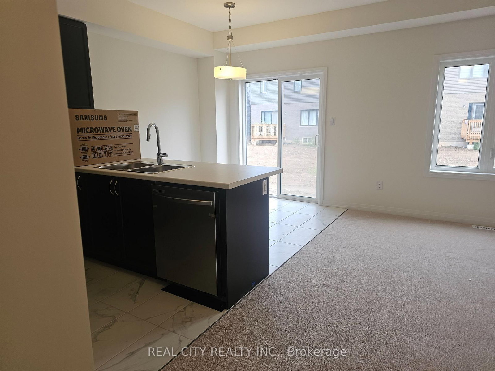48 McKernan Avenue • Brantford, ON photo 19