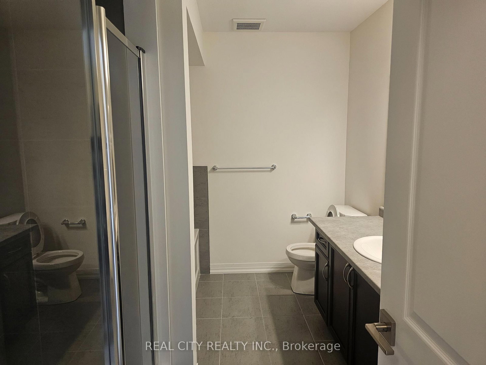 48 McKernan Avenue • Brantford, ON photo 27