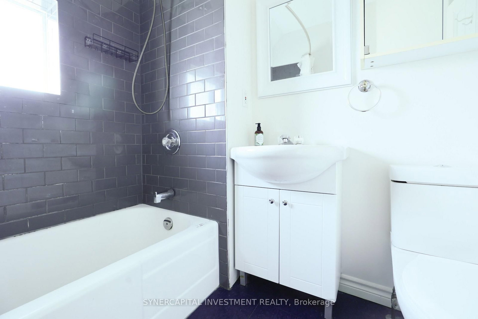143 Arthur St, Ottawa, view 21