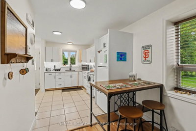 341 New Street • Edwardsburgh/Cardinal, ON photo 4